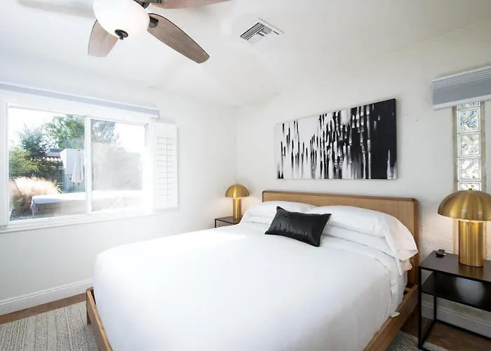 Dos Casas Phoenix
